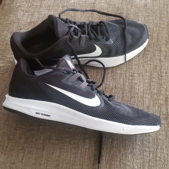 Nike Shoes - Nike Running shoes sneakers black and white
